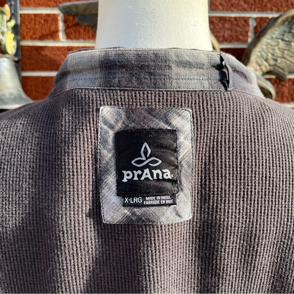 Prana Flannel w/Lining (Thermal) Snap-Down Shirt Black and Grey L/S Mens Size XL - Picture 12 of 12